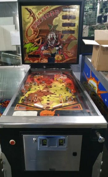 Mueble del pinball  Flash Dragon - Playmatic
