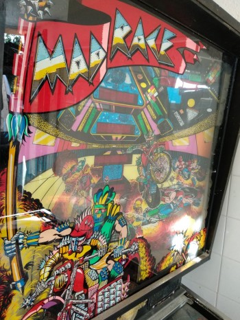 Mueble del pinball  Mad Race - Playmatic