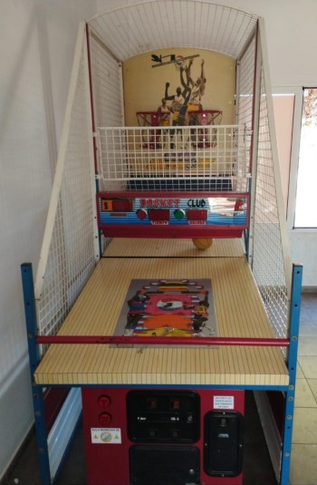 Mueble de la recreativa  Basket Club - Metalurgicas Igoa SA