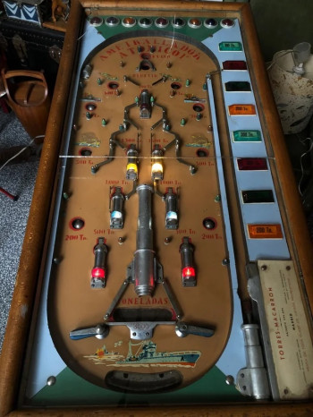 Mueble del pinball  Ametrallador Atómico 1º (1957) - Torres Macarron