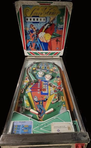 Mueble del pinball  Seven Winner - Inder