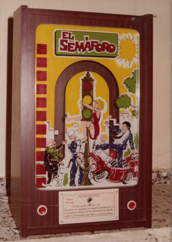 Mueble de la recreativa  El Semaforo - Sede 3