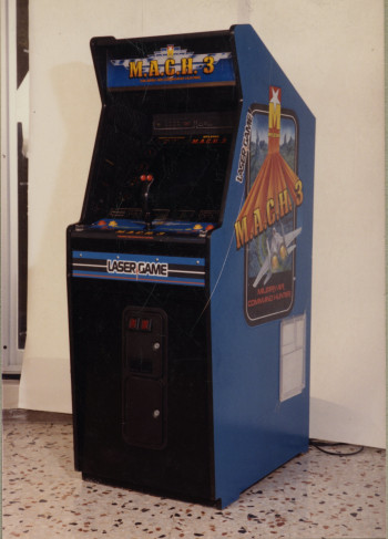 Mueble de la recreativa  Mach 3 - MGA