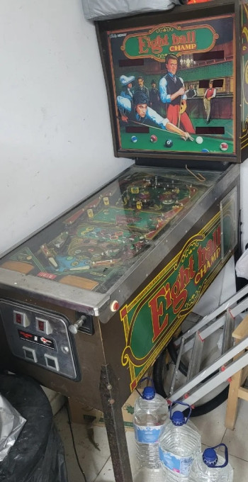 Mueble del pinball  Eight Ball Champ - Maibesa