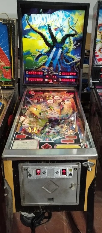 Mueble del pinball  Lortium - Juegos Populares