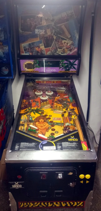 Mueble del pinball  Spring Break - Vifico SA