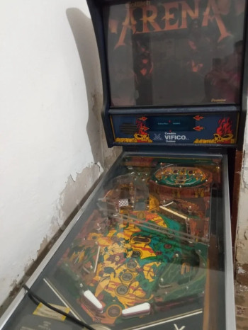 Mueble del pinball  Arena - Vifico SA