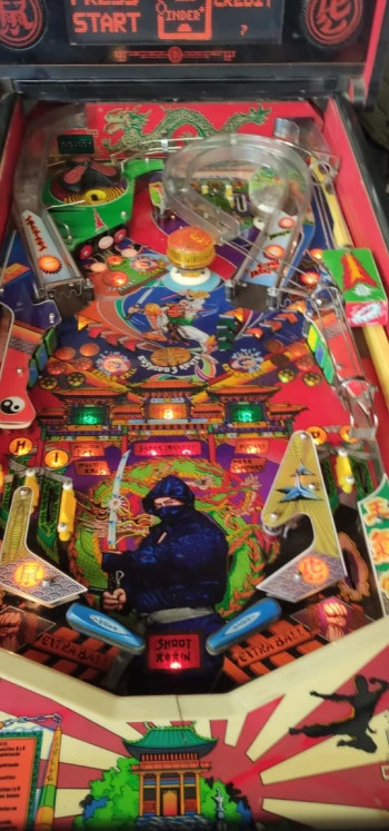 Mueble del pinball  Bushido - Inder
