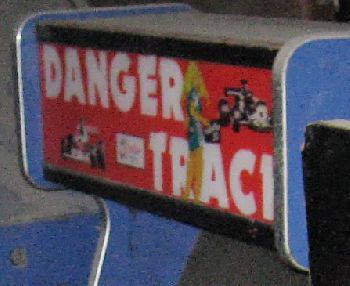 Mueble de la recreativa  Danger Track - Petaco