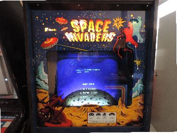 Mueble de la recreativa  Space Invaders - SEGA Sonic